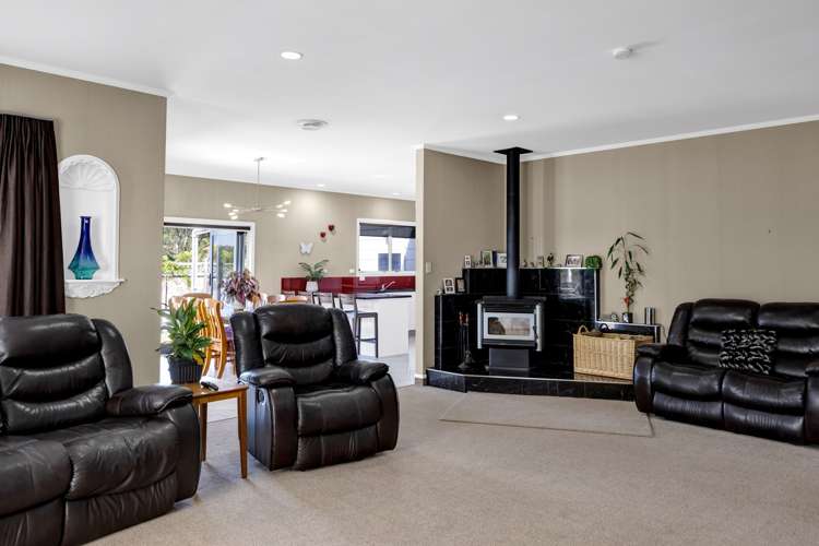 160 Upper Kina Road Opunake_7