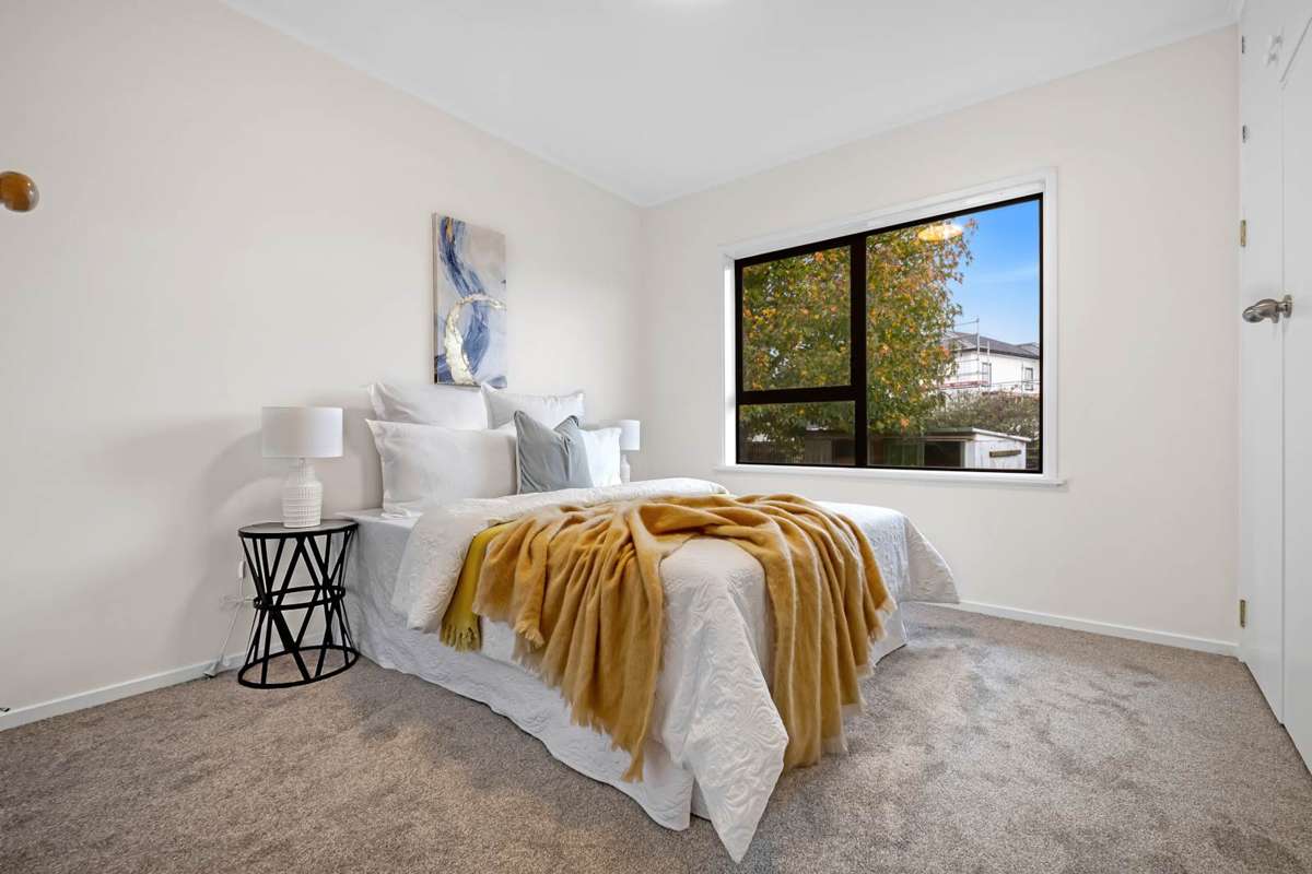 12 Holden Place_3