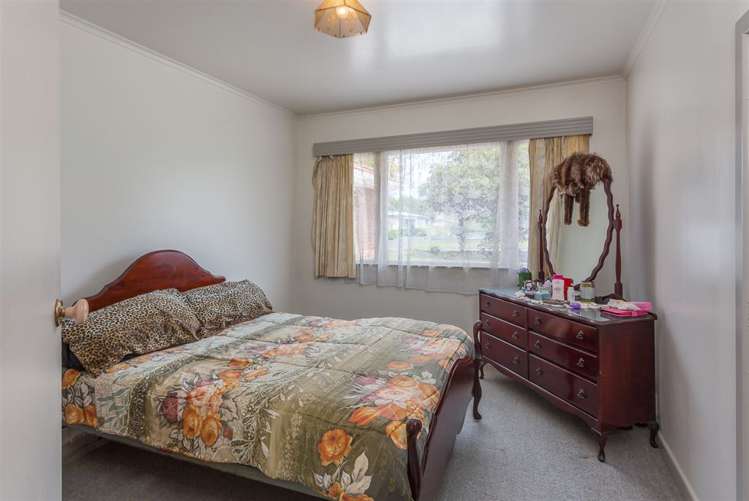 6 Archlynn Road Kelston_15