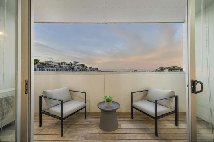 4A/2 Fisher-Point Drive Freemans Bay_5