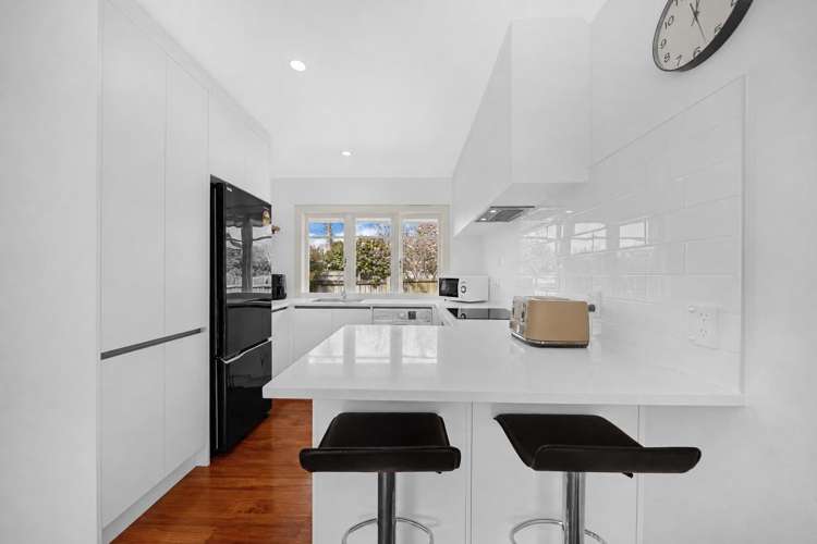 2/7 Greenhill Crescent_2