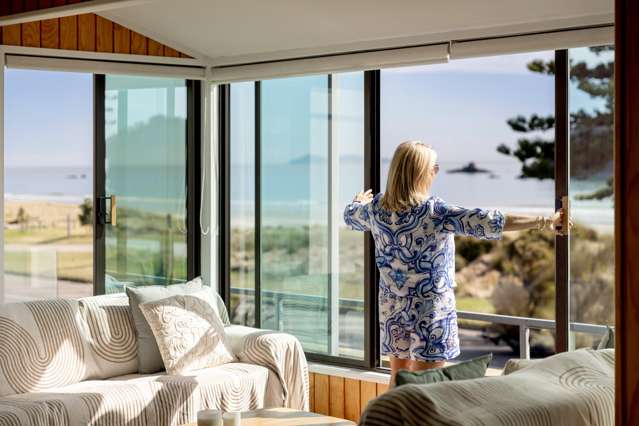 69 Marine Parade Mt Maunganui_1