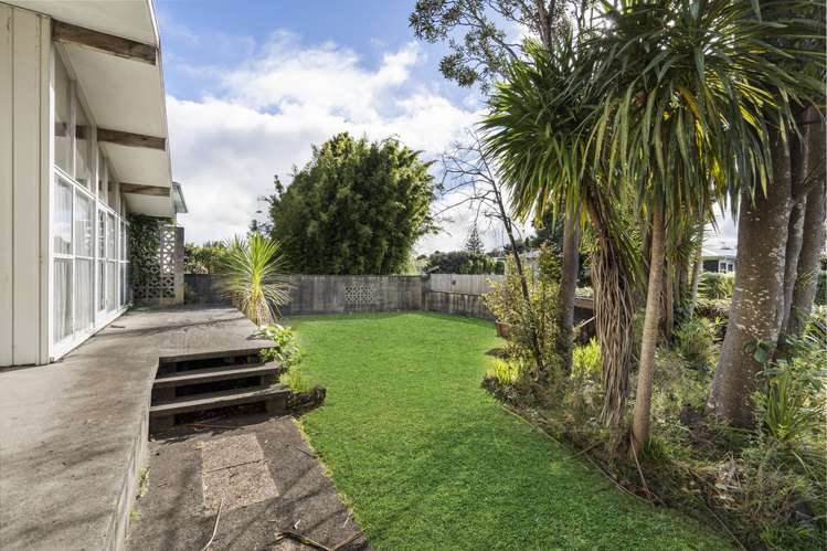 22 Brennan Avenue Te Atatu Peninsula_25