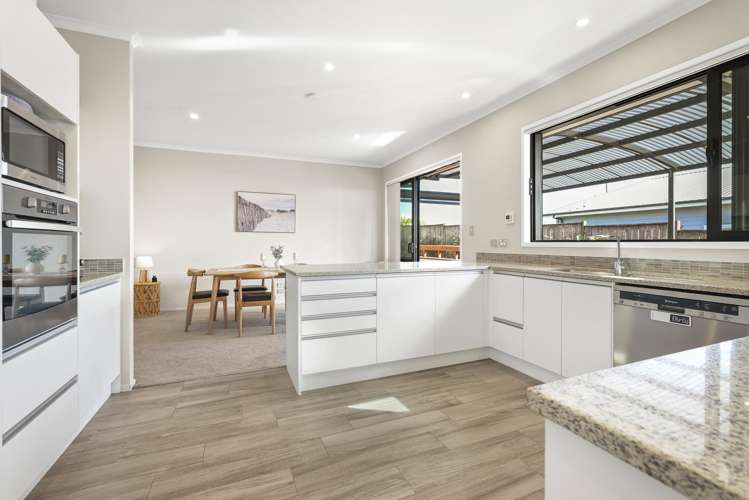 2 Makaka Lane Silverdale_10