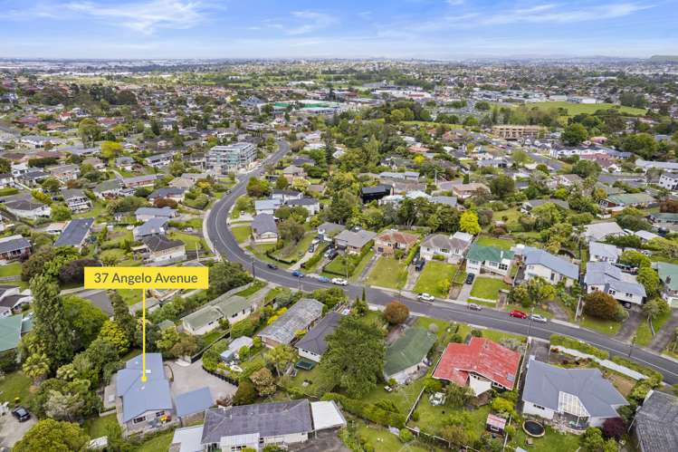 37 Angelo Avenue Howick_16