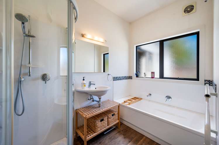 2 Snowberry Street Albert Town_16