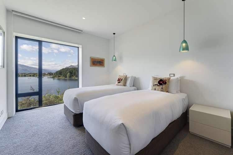 176 Park Street Queenstown_18