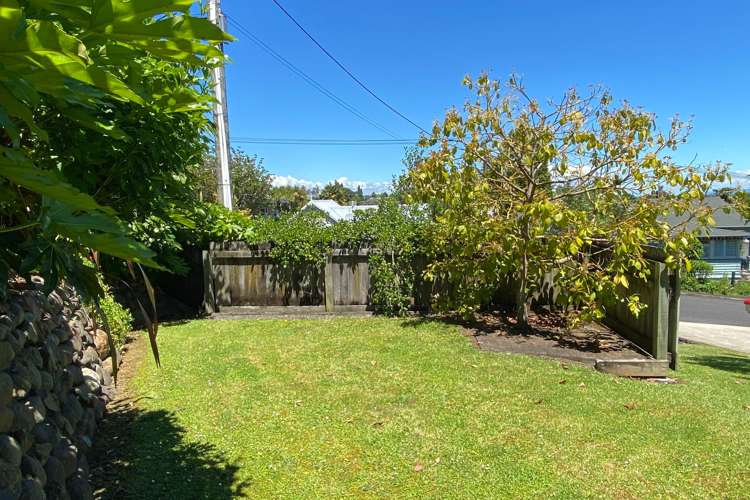 905 Sealey Street Thames_20