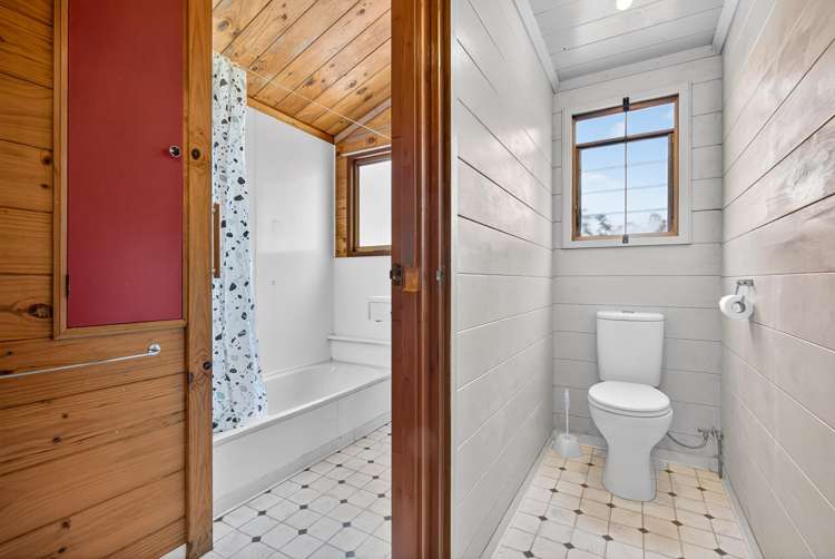 14 Sunset Street Hilltop_11