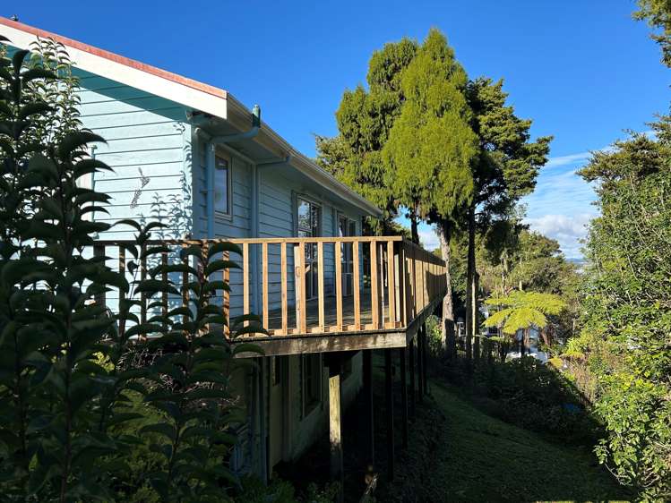 16 & 18 Seaview Road Paihia_12