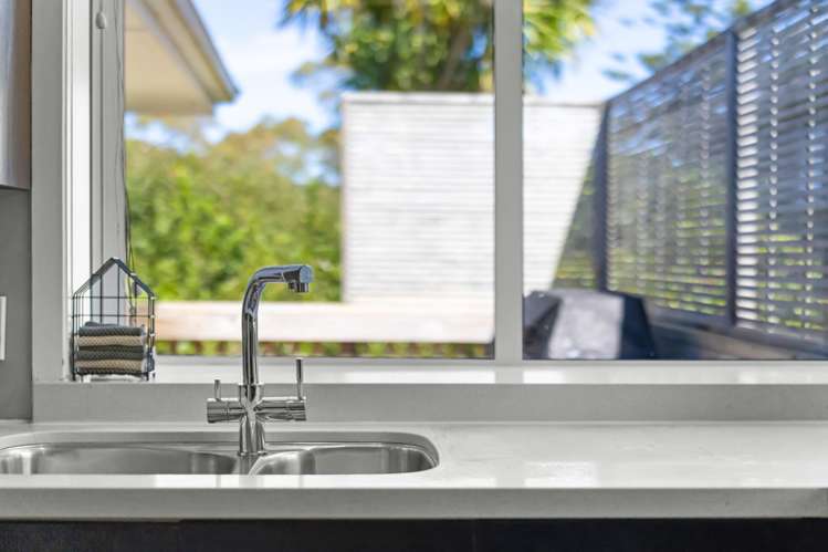 4 Glengarry Road Glen Eden_24