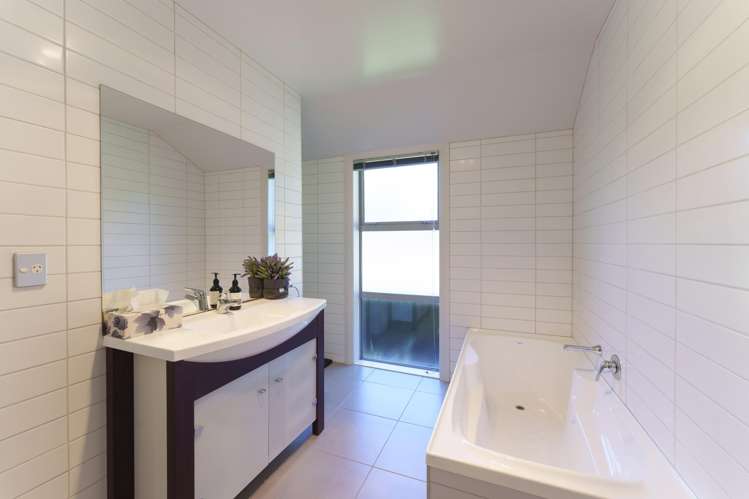 386 Pesters Road West Eyreton_9