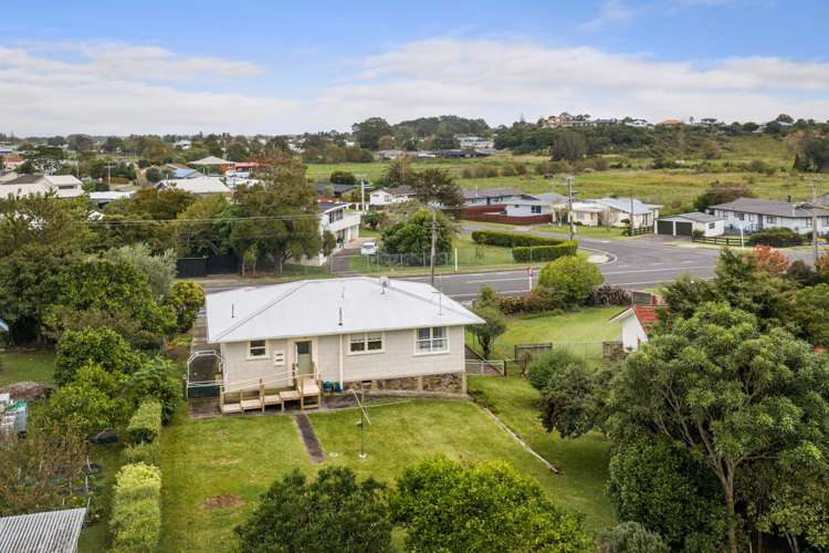 5 Thames Road Paeroa_15