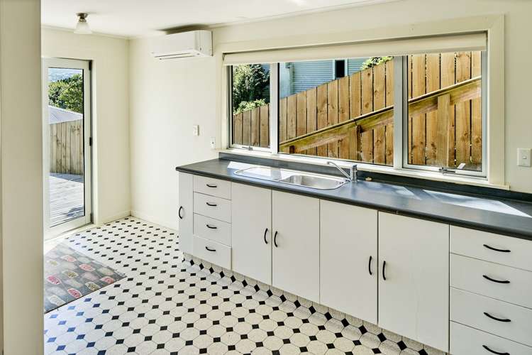 10 Sutherland Crescent Melrose_13