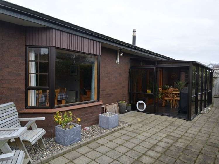 100 Chelmsford Street Windsor_19