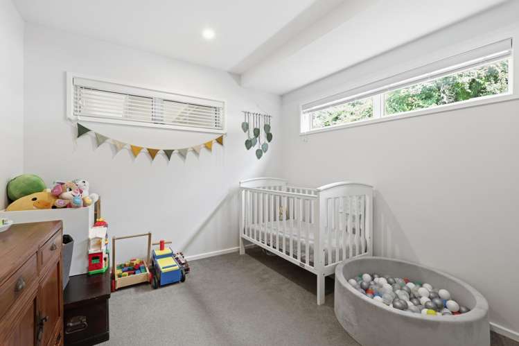 17 Waiwera Road Waiwera_15