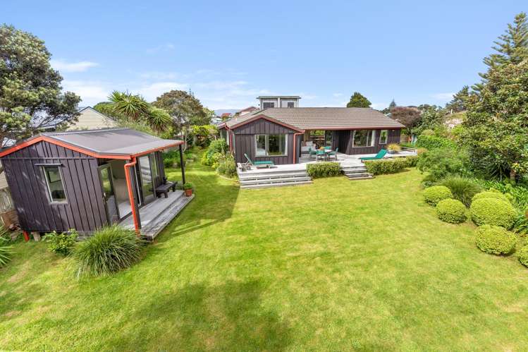 7 Dodds Crescent Otaki Beach_8