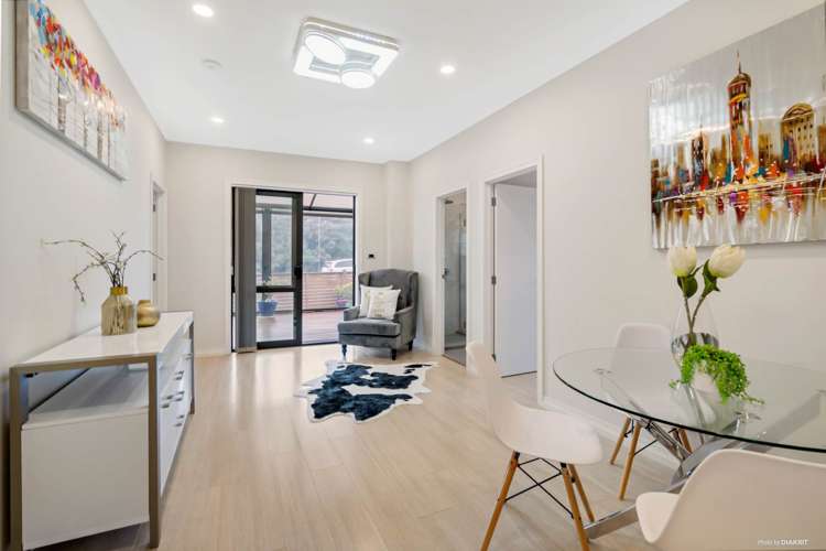 1 Veneta Close Flat Bush_7