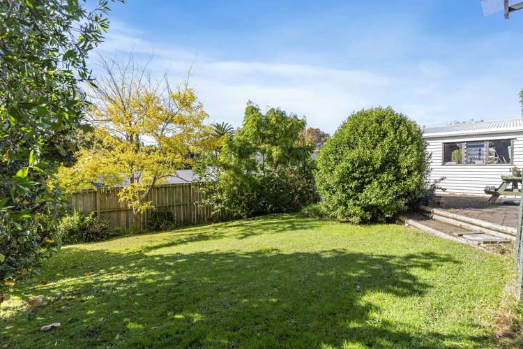 3 Crocombe Crescent Beach Haven_12