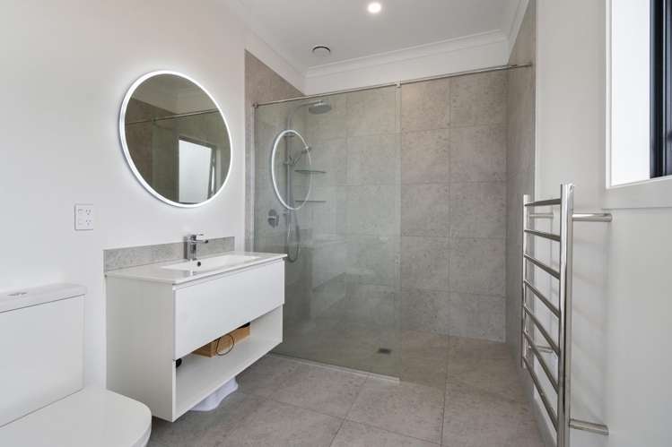 18 Atlantic Drive Fitzherbert_23