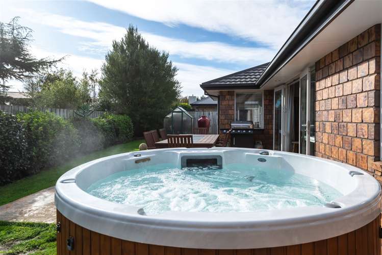 7 Len Hale Place Parklands_21