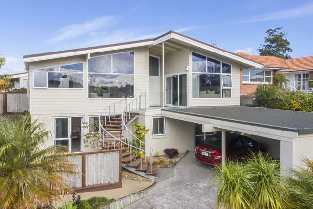 30 Mayfair Crescent Mairangi Bay_1