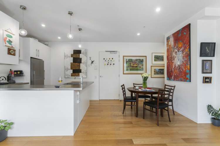 204/64 Surrey Crescent Grey Lynn_7