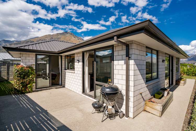 16 Coventry Crescent Lower Shotover_8