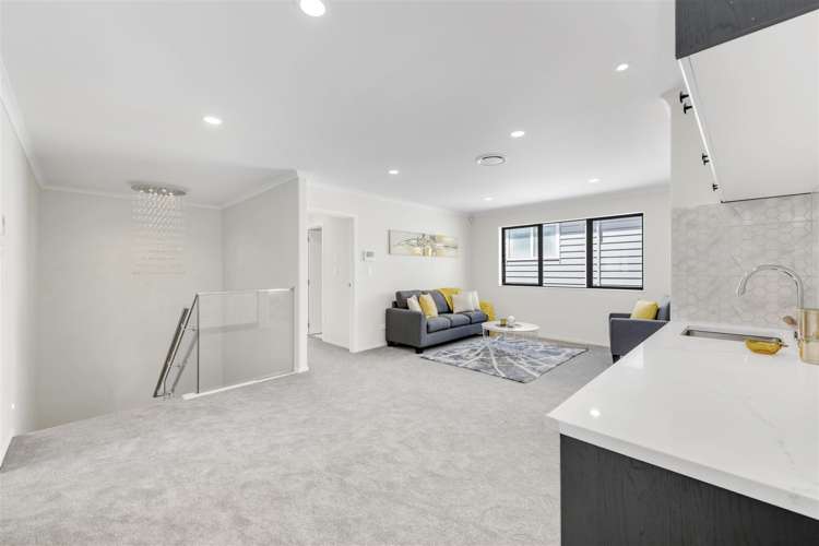 14 Dungloe Avenue Flat Bush_25