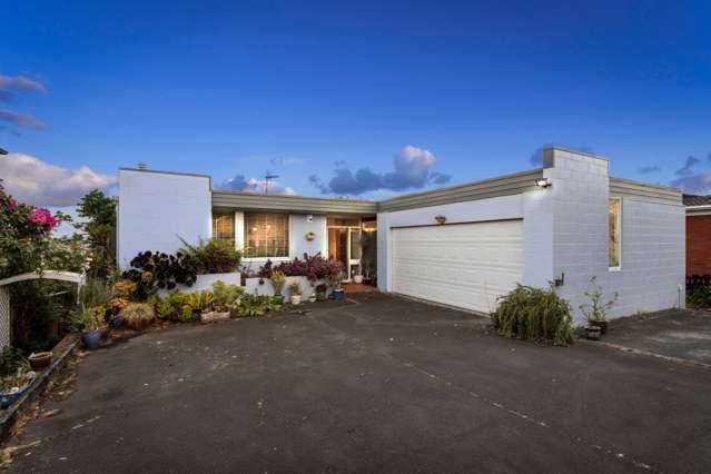 45 Te Atatu Road Te Atatu South_1