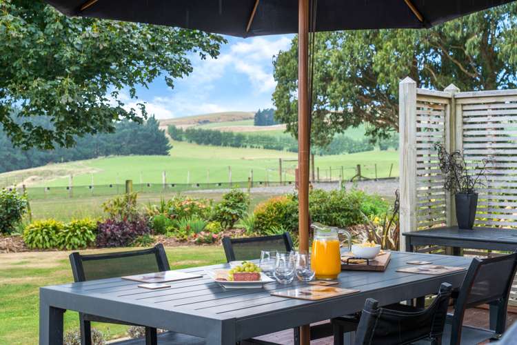 315 River Road Gore Surrounds_16