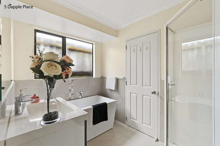 5 Dapple Place Flat Bush_8