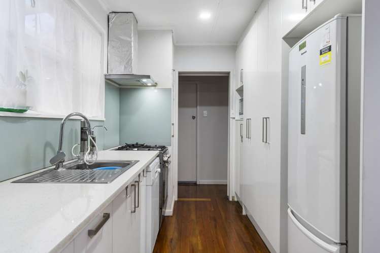 97 Hetherington Road Ranui_4