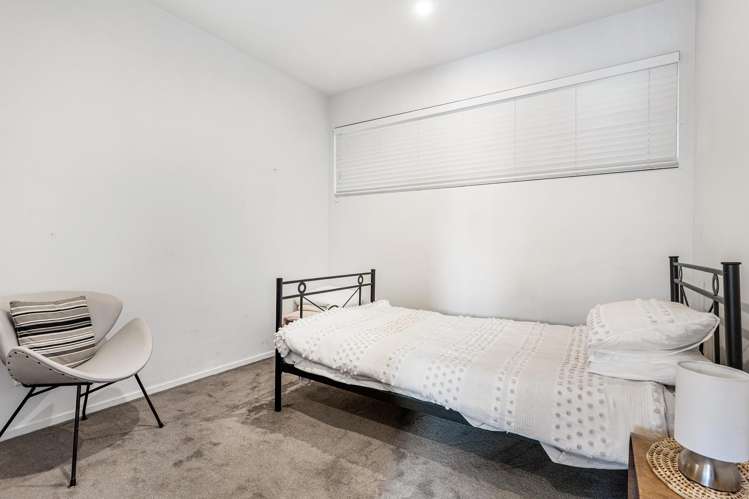 2F/132 Vincent Street City Centre_11