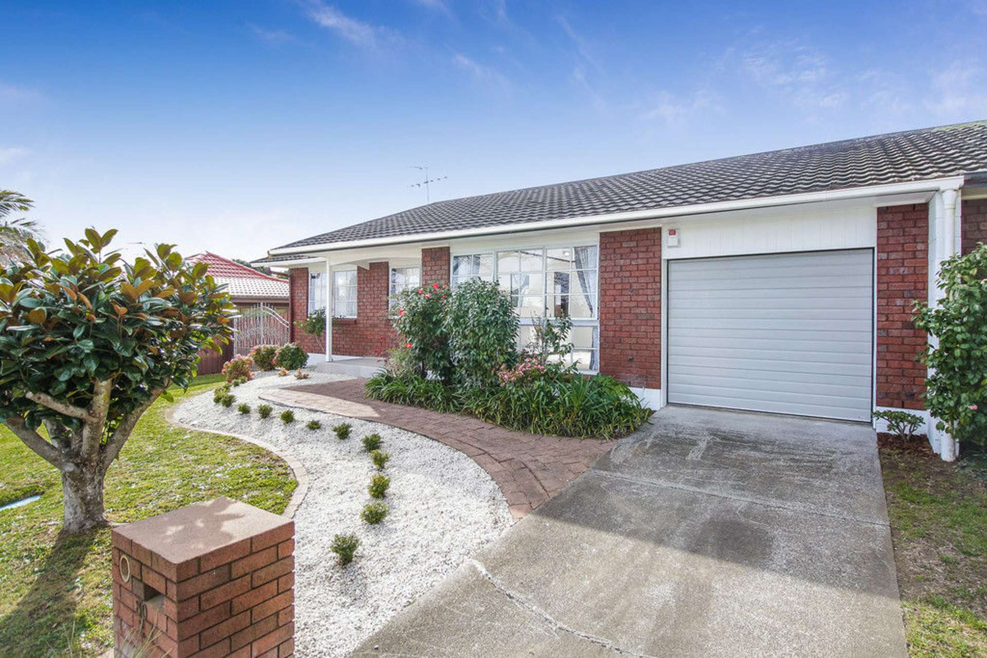 2/80 Sunderlands Road Bucklands Beach_0