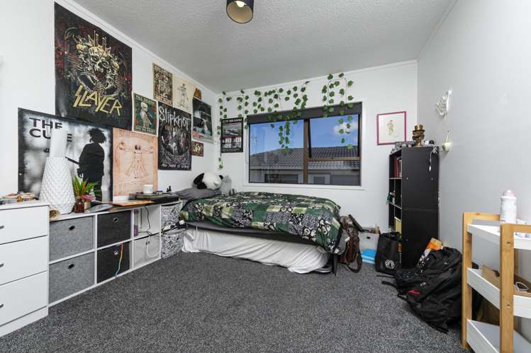 38B Birkdale Road Birkdale_9