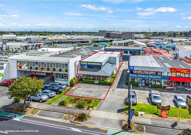 Showroom/industrial gem at New Lynn