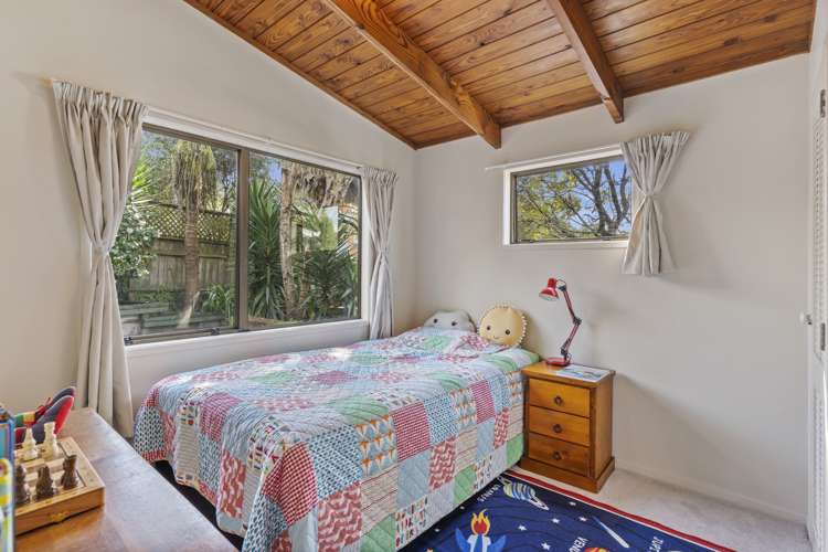 6 Corokia Place Totara Heights_12