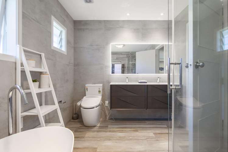 15 Benders Avenue Hillcrest_15