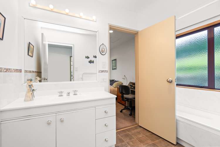 168 Dip Road Kamo_21