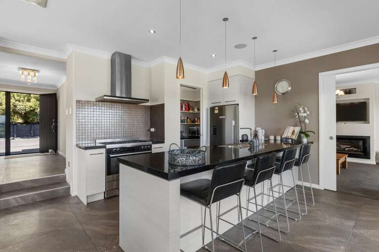 24 Riverstone Drive Welcome Bay_11