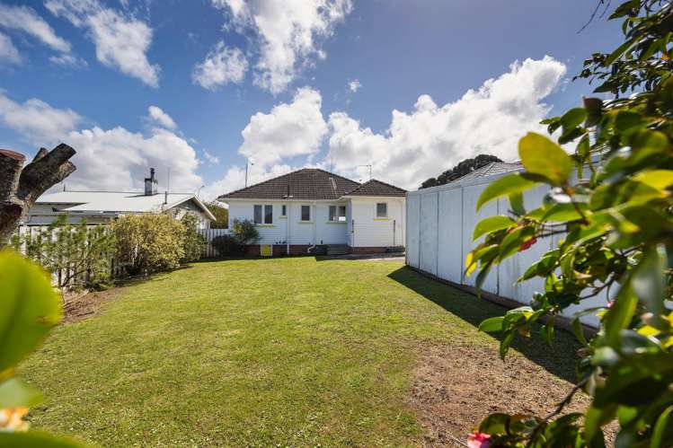 22 Wolverton Street Avondale_14