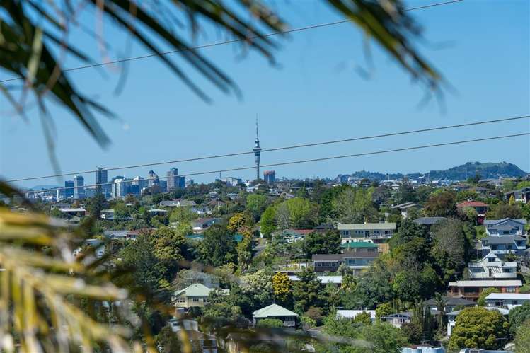 1/2 Camelot Place Glenfield_7