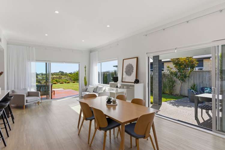 11 Taranui Way Paraparaumu Beach_16