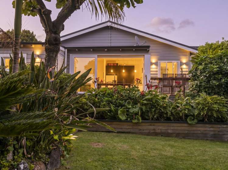 19 Rossgrove Terrace Mount Albert_22