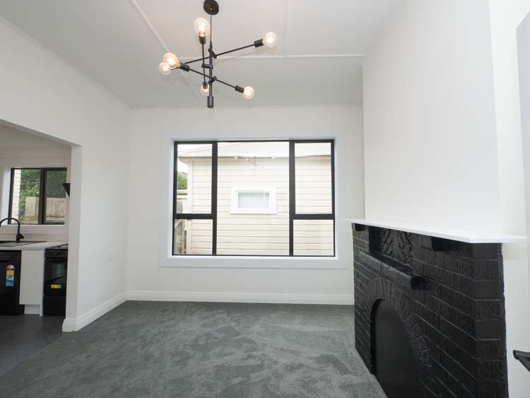 38 Crown Street North East Valley_5