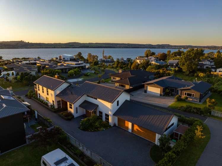 24 Pukenamu Road Rainbow Point_27