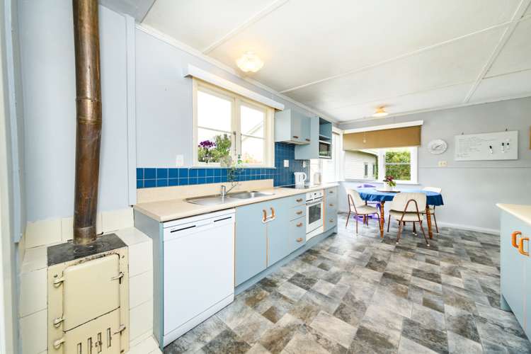 1419 Waughs Road Feilding_23