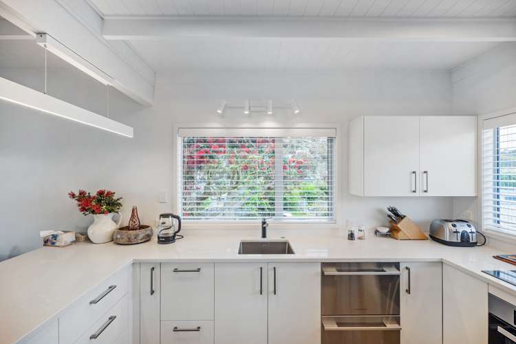 19 Hicks Place Cooks Beach_4