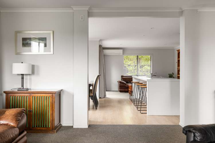 43 Benmore Crescent Pyes Pa_9